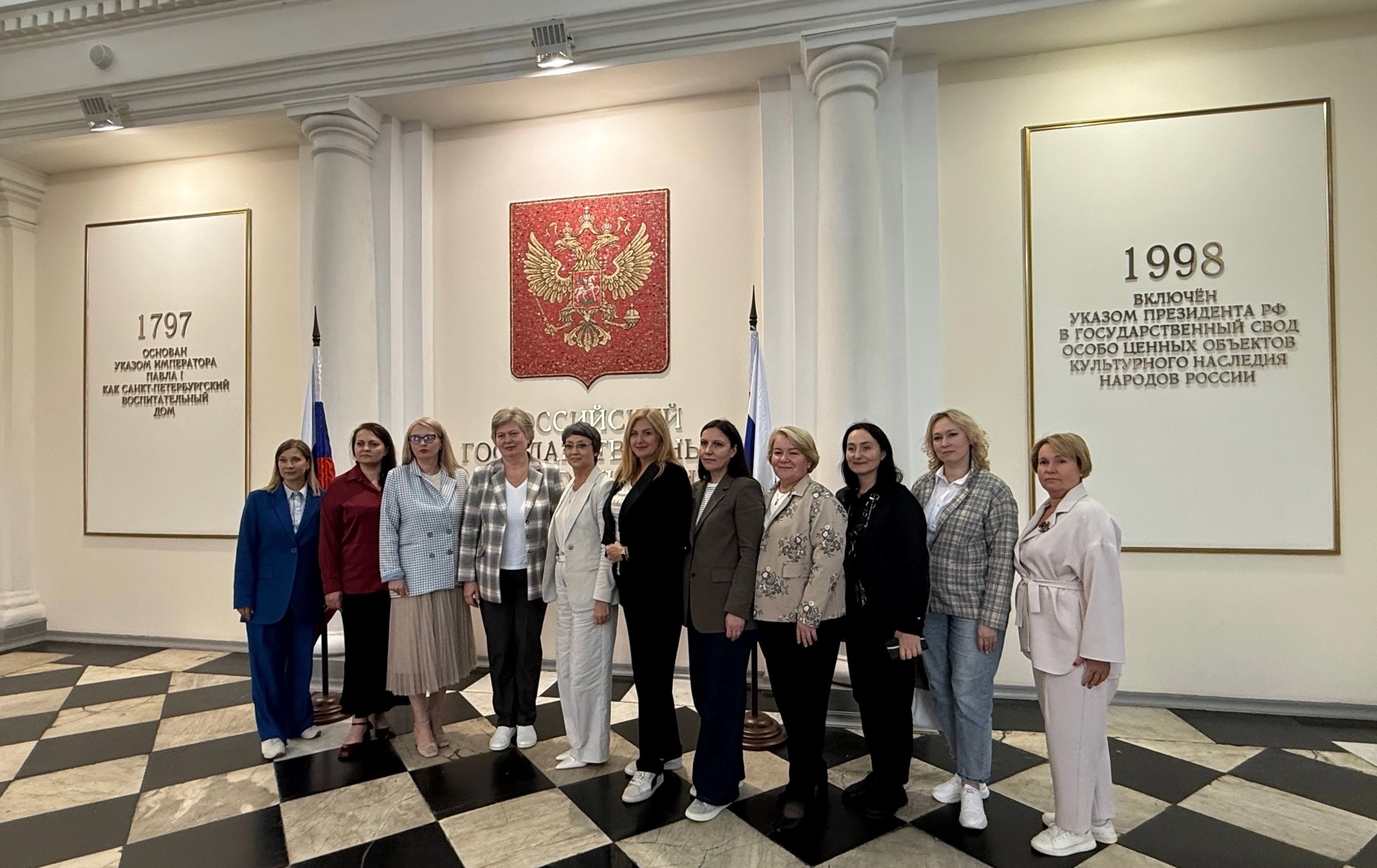 Галина Гуляева приняла участие в мероприятиях Координационного совета уполномоченных по правам ребёнка Северо‑Западного федерального округа в Ленинградской области