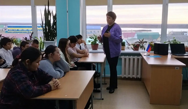 Уполномоченный по правам ребёнка в НАО Лиана Храпова посетила посёлок Красное